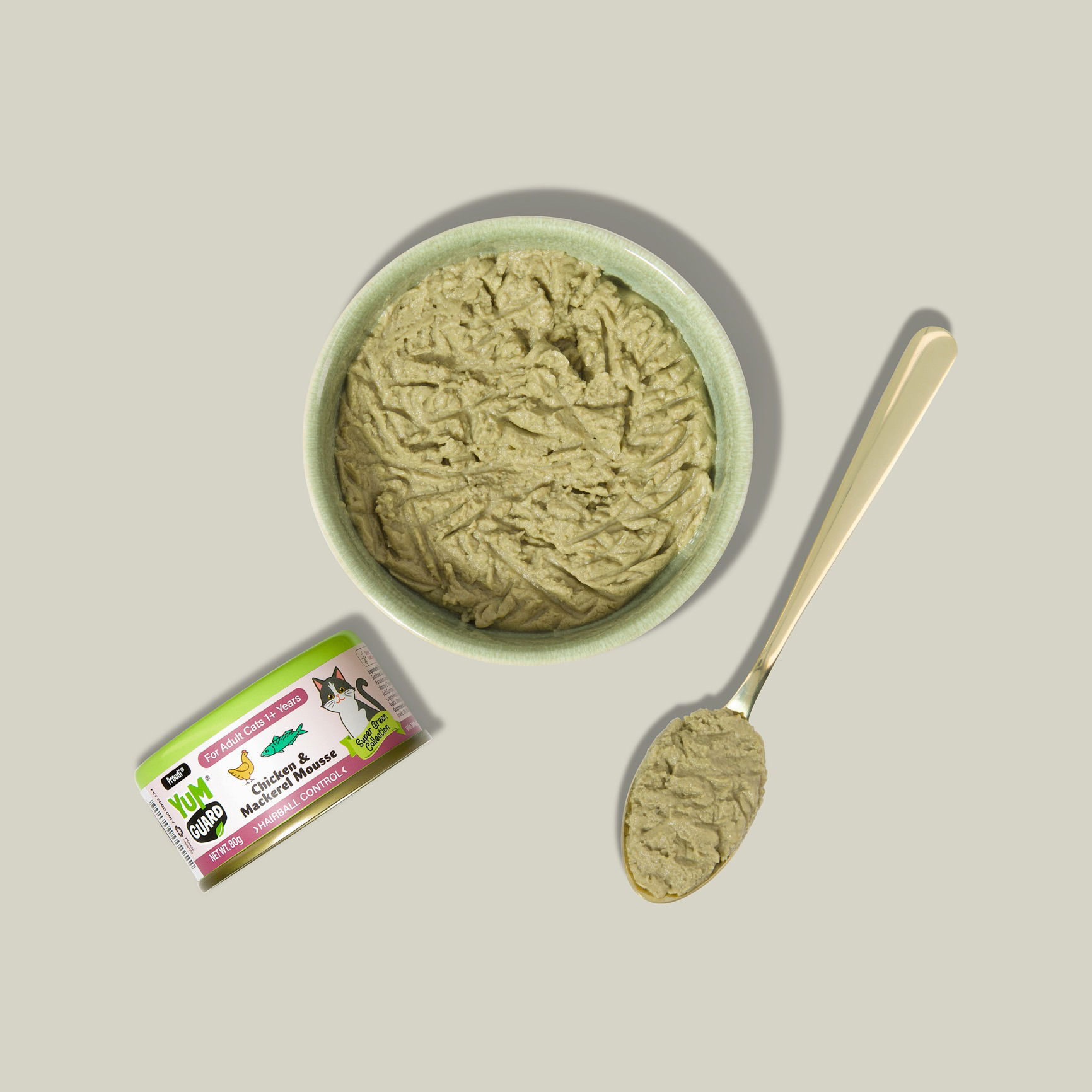 Top view product photography of cat food can